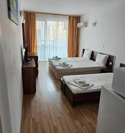 библиотеката Konukevi